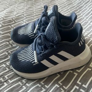 Adidas Kids Swift Run sneakers, navy blue